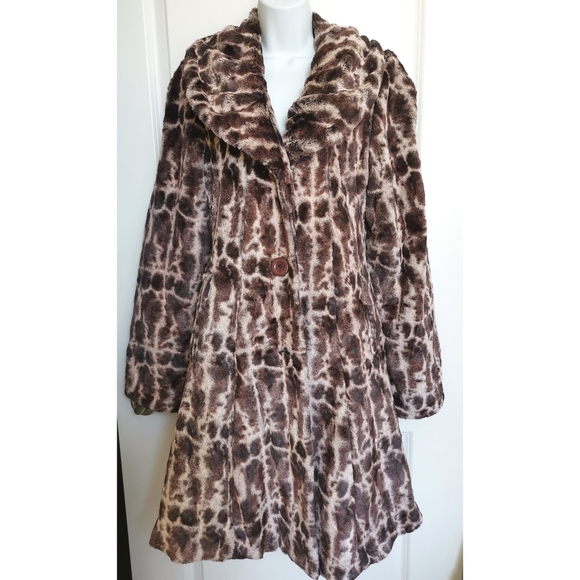 Brown Faux Fur winter coat brown animal print Size M 🆕 - Picture 4 of 14